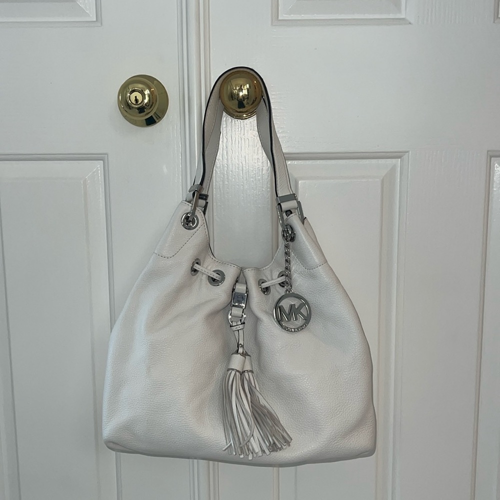 Beautiful white Michael Kors bag
